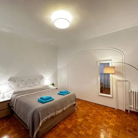 Nuevo Roger Habitaciones *