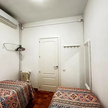 Nuevo Roger Habitaciones Barcelone